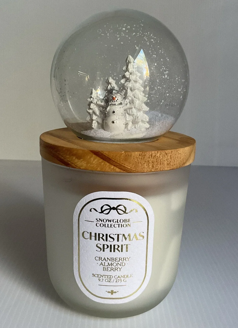Kirkland’s Snowglobe Christmas Spirit Candle NEW 9.7 oz Snowman Holiday Decor